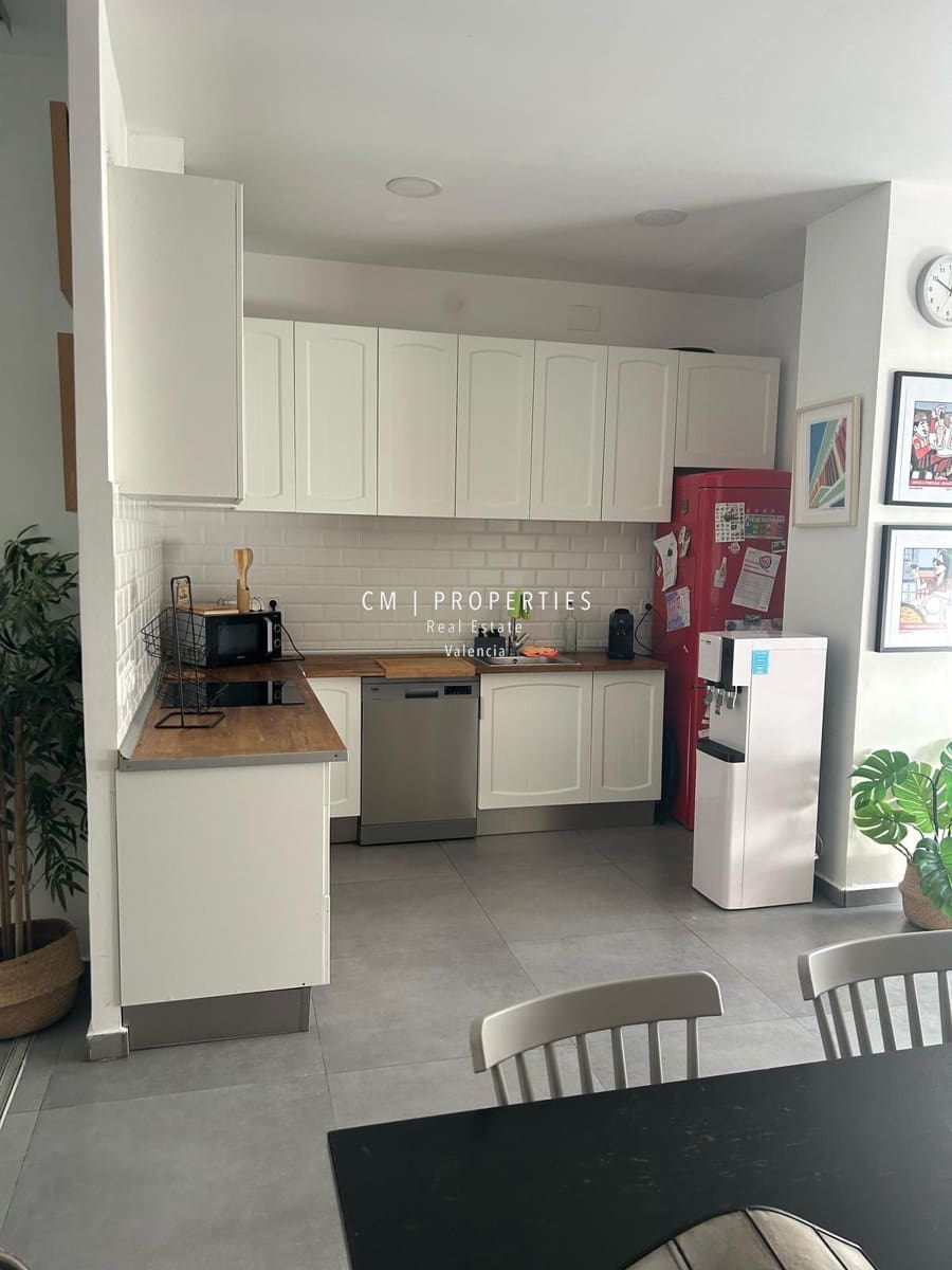 3 slaapkamer Flat te huur in Valencia stad - € 1.400 (Ref: 9107913)