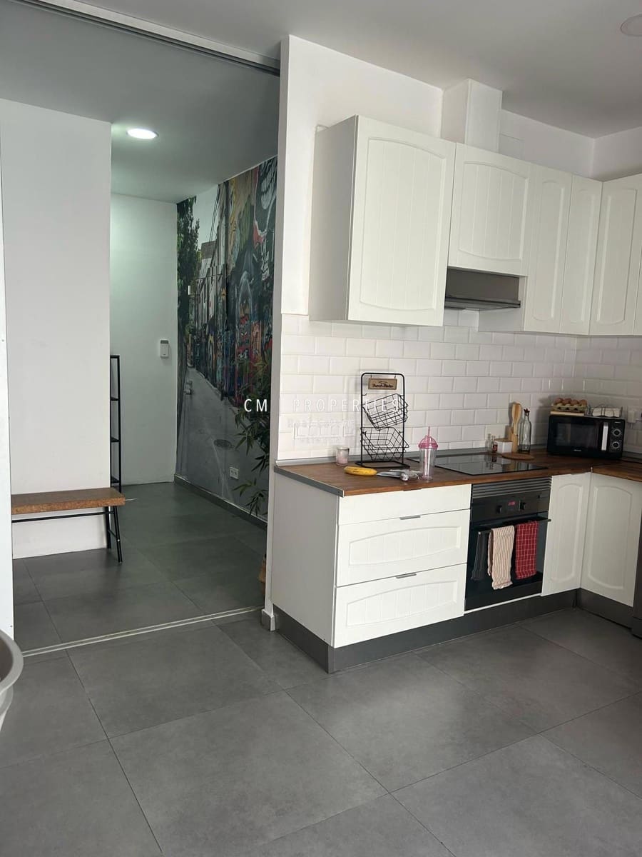 3 slaapkamer Flat te huur in Valencia stad - € 1.400 (Ref: 9107913)