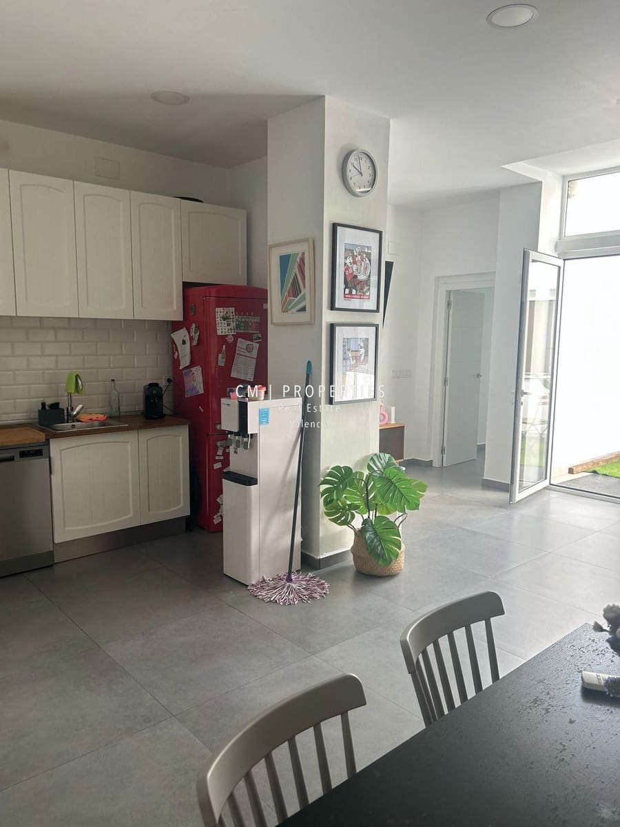 3 slaapkamer Flat te huur in Valencia stad - € 1.400 (Ref: 9107913)