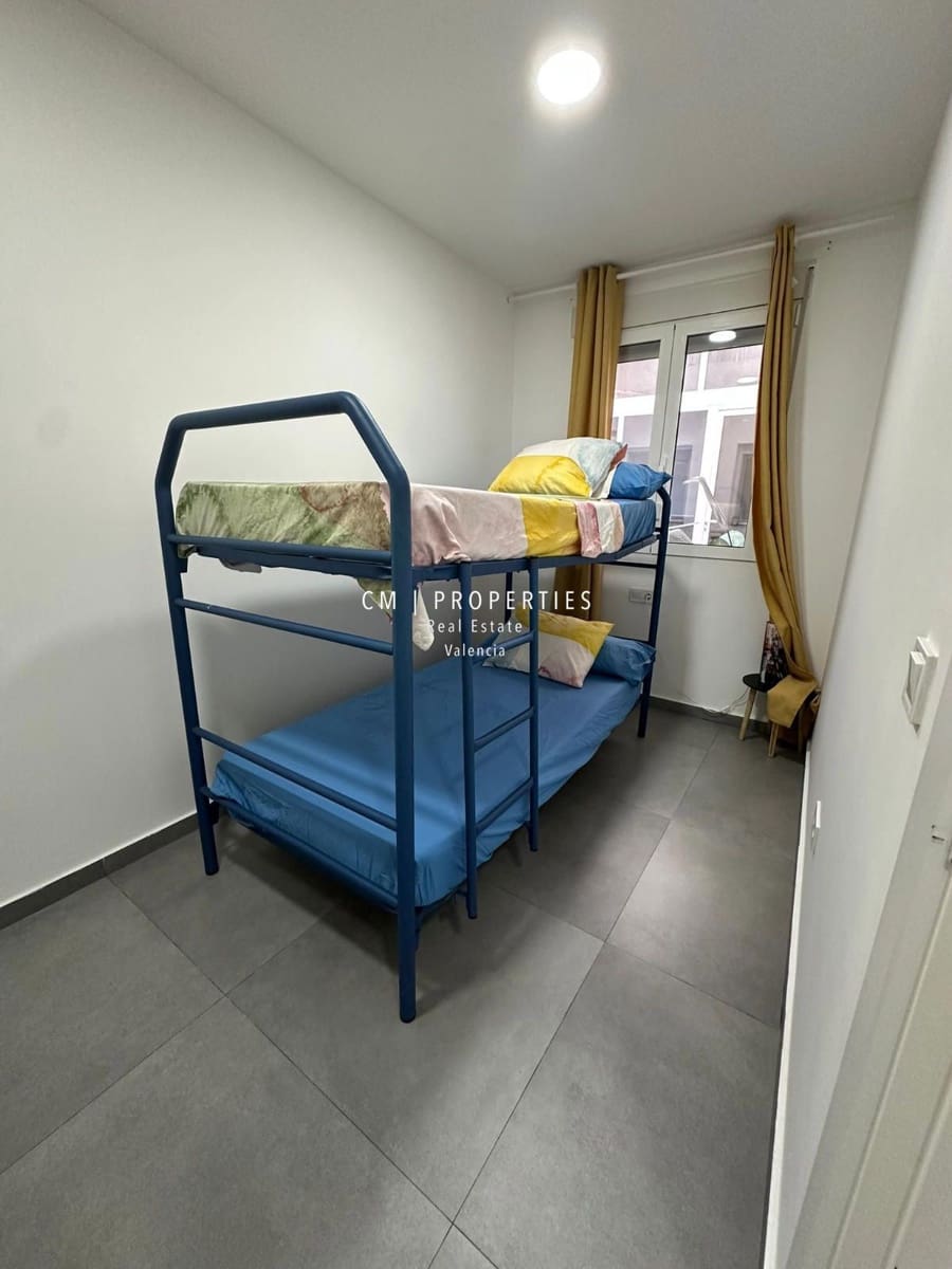 3 slaapkamer Flat te huur in Valencia stad - € 1.400 (Ref: 9107913)