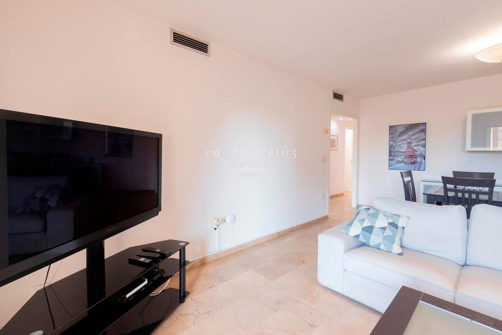 4 quarto Apartamento para arrendar em Valencia cidade com garagem - 2 200 € (Ref: 9109584)