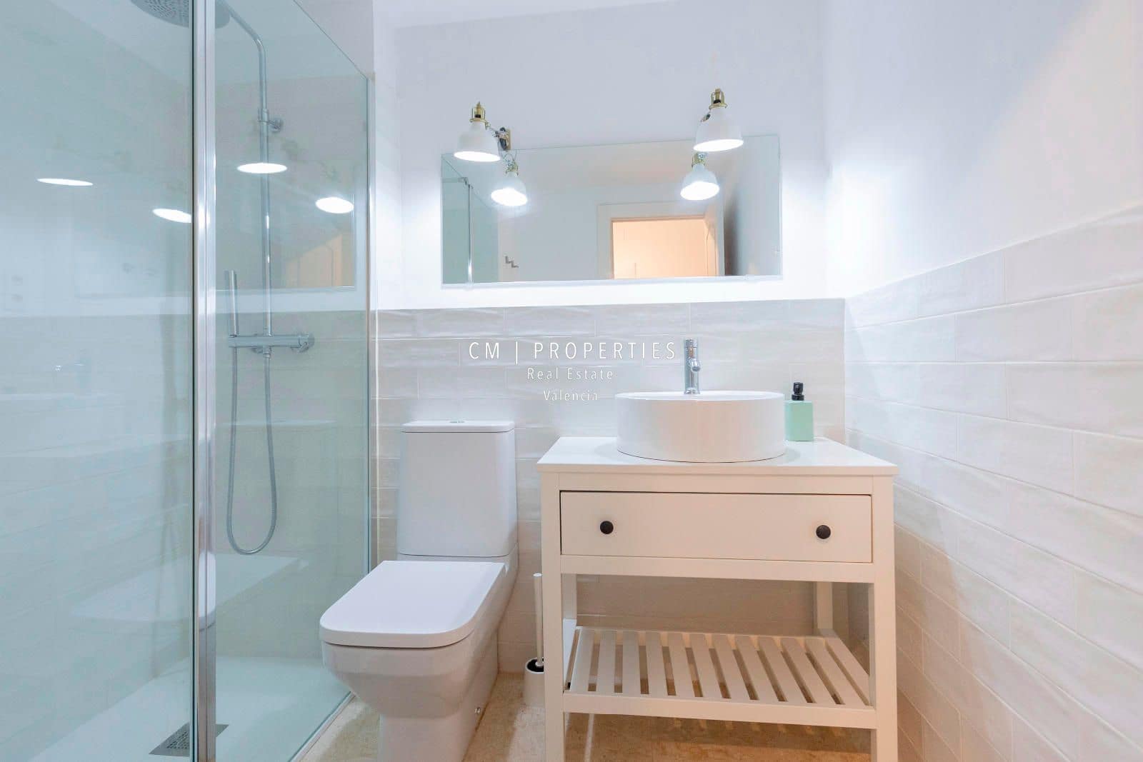 1 soveværelse Lejlighed til leje i Valencia by - € 1.550 (Ref: 9110029)