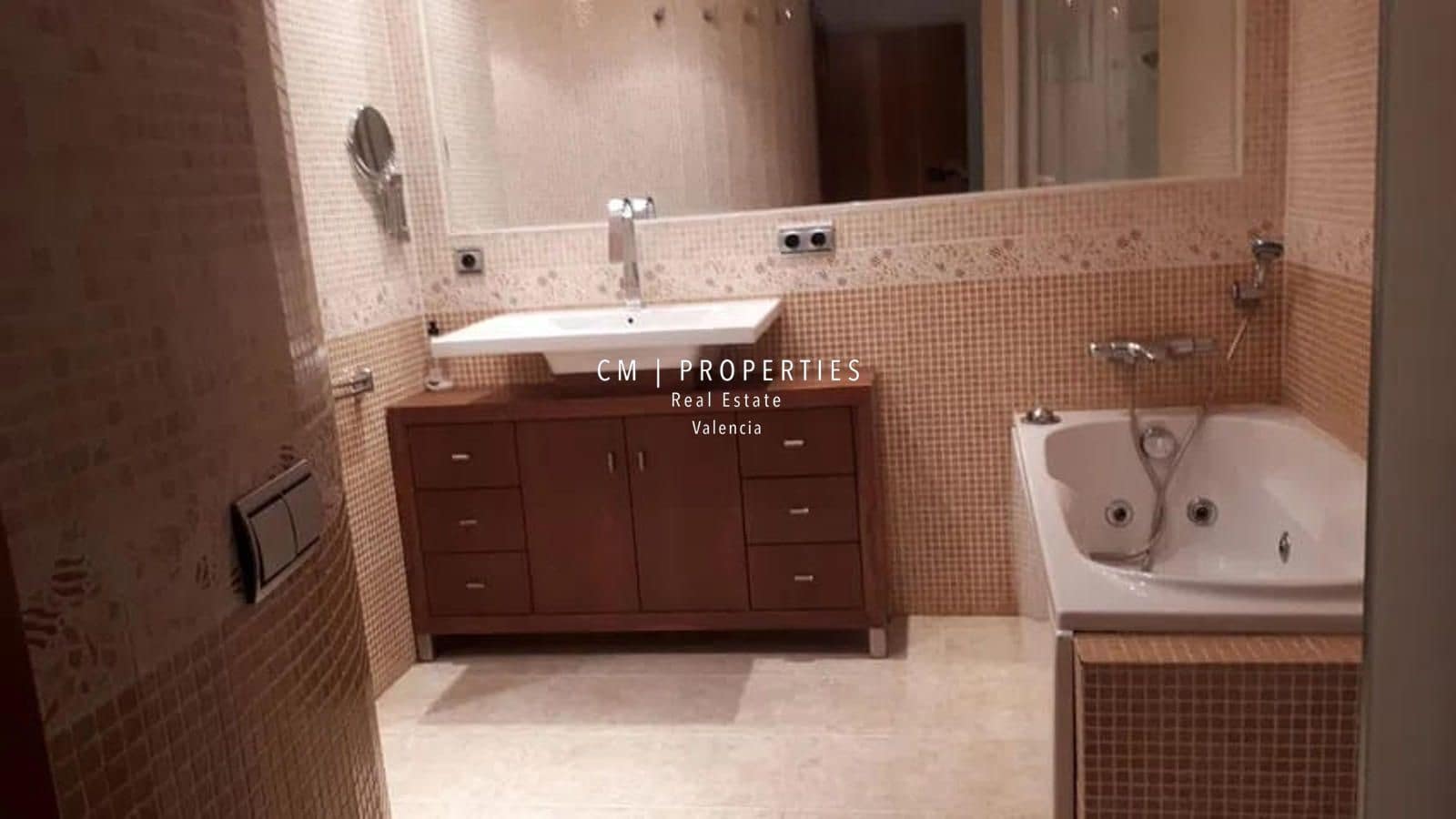 3 soveværelse Lejlighed til leje i Valencia by med garage - € 1.500 (Ref: 9118191)