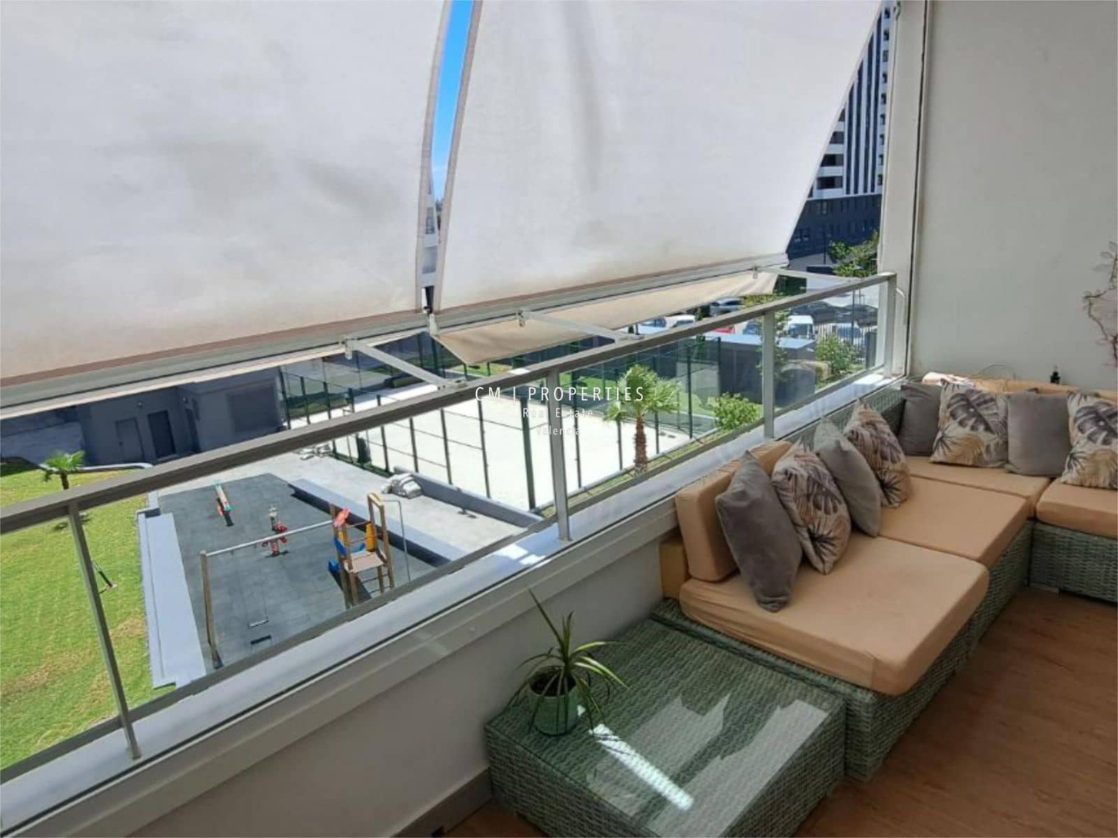 2 slaapkamer Flat te koop in Valencia stad met zwembad garage - € 465.000 (Ref: 9123555)