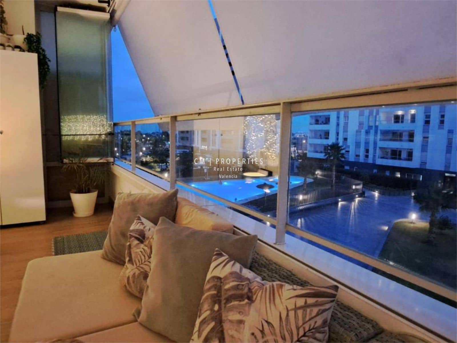 2 slaapkamer Flat te koop in Valencia stad met zwembad garage - € 465.000 (Ref: 9123555)