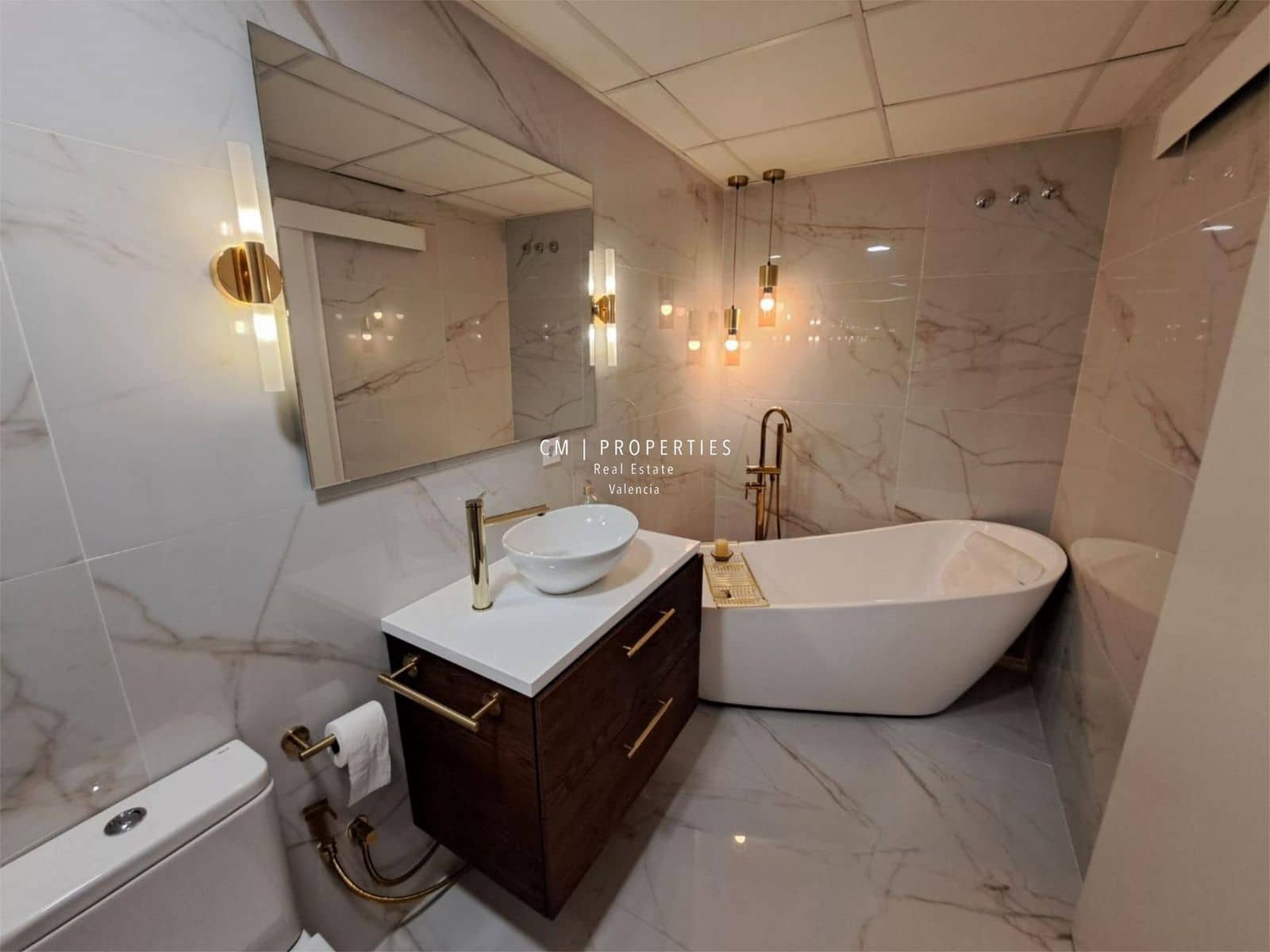 2 slaapkamer Flat te koop in Valencia stad met zwembad garage - € 465.000 (Ref: 9123555)