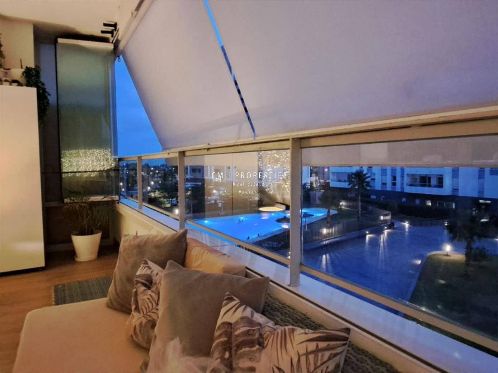 2 slaapkamer Flat te koop in Valencia stad met zwembad garage - € 465.000 (Ref: 9123555)