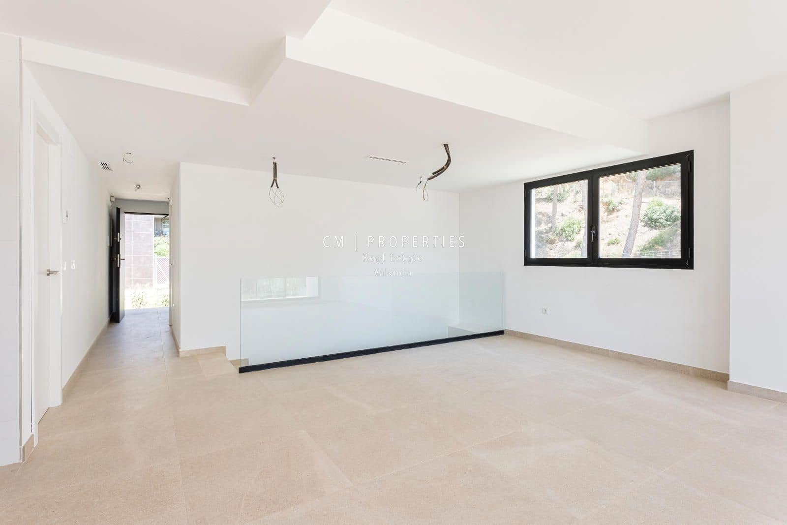 4 soverom Villa til salgs i Chiva med garasje - € 460 000 (Ref: 9126365)