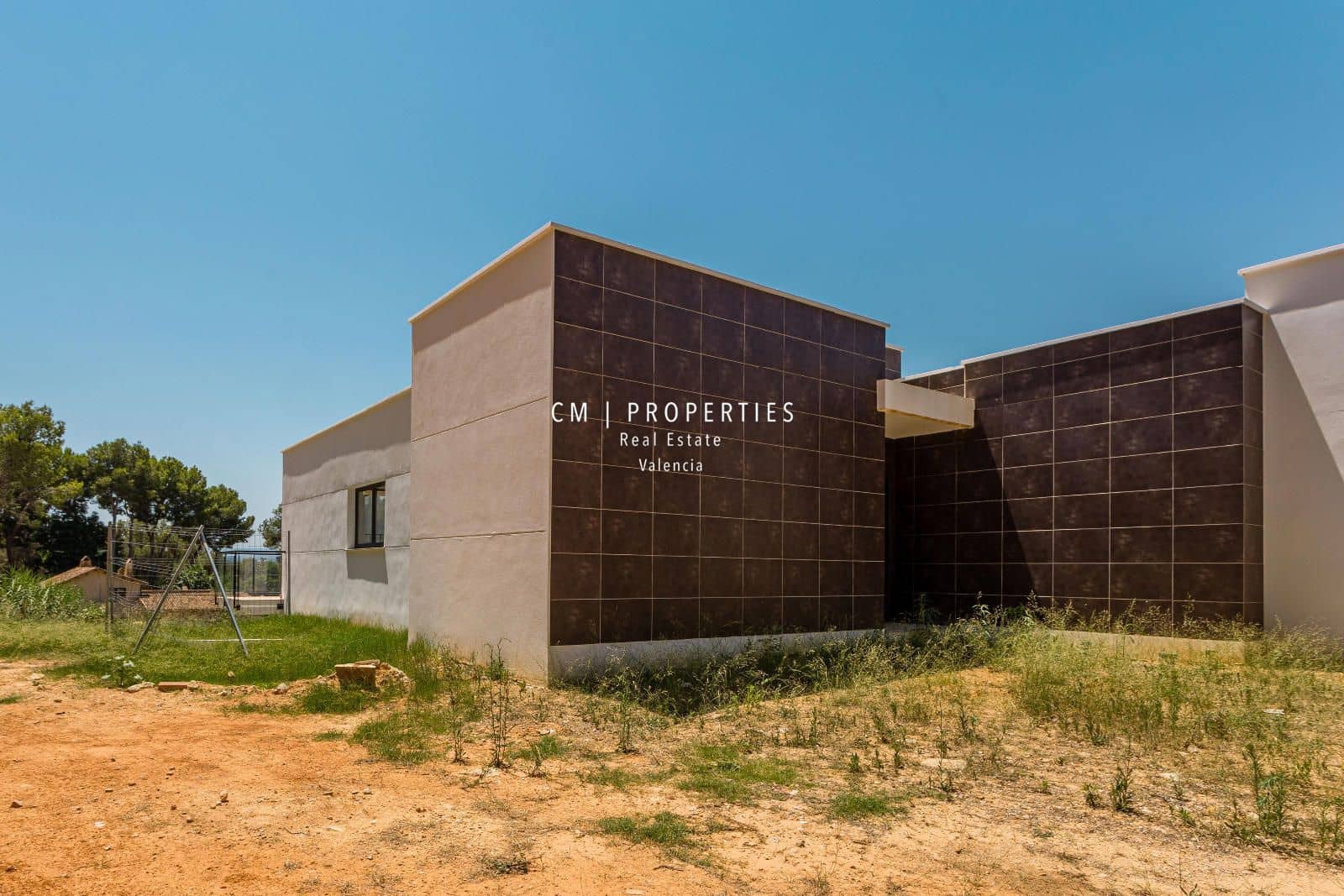 4 soverom Villa til salgs i Chiva med garasje - € 460 000 (Ref: 9126365)