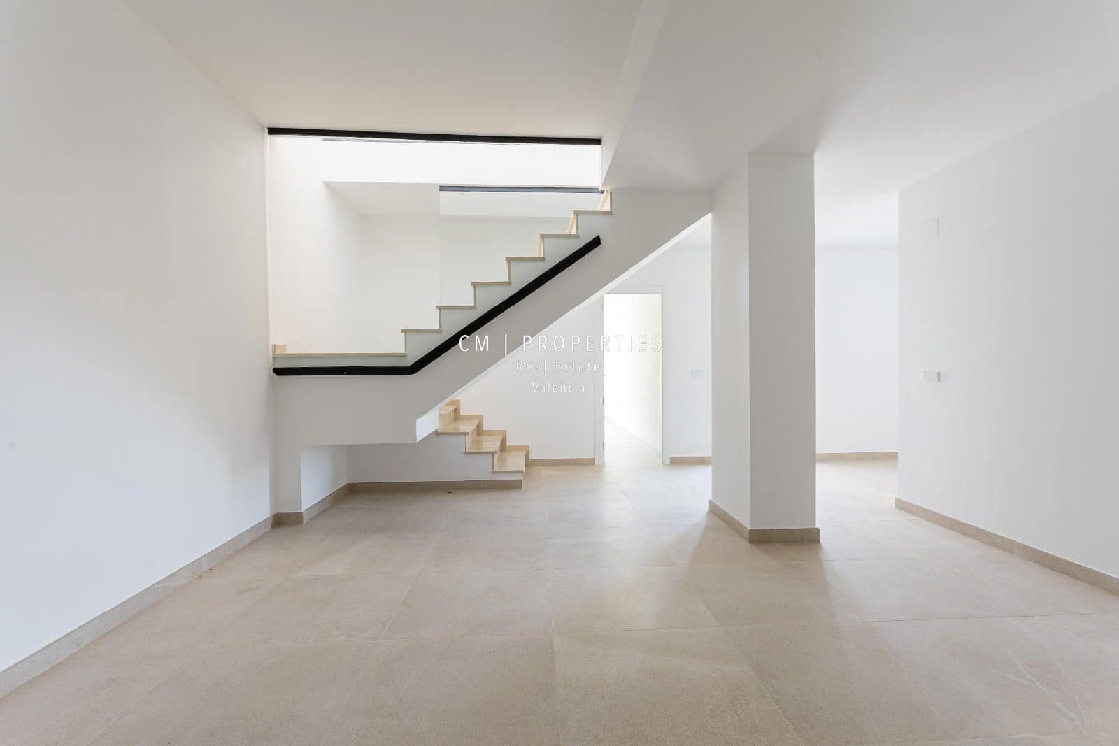 4 soverom Villa til salgs i Chiva med garasje - € 460 000 (Ref: 9126365)