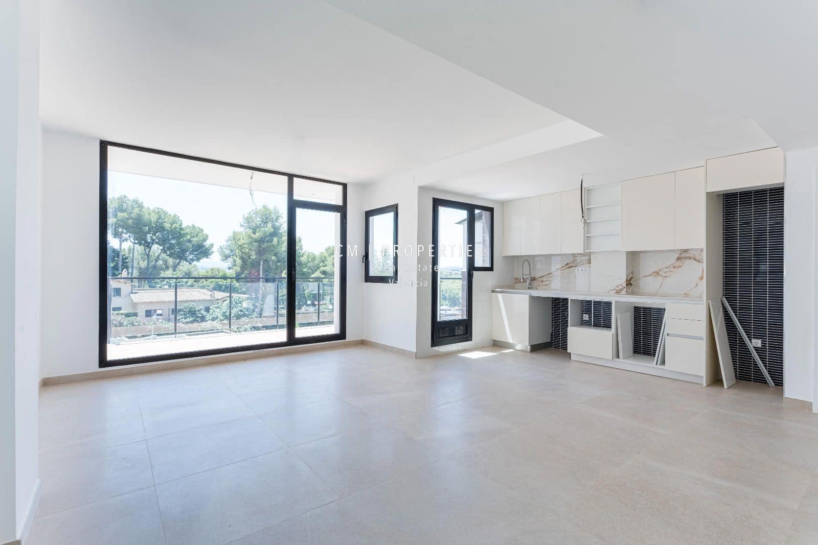 4 soverom Villa til salgs i Chiva med garasje - € 460 000 (Ref: 9126365)