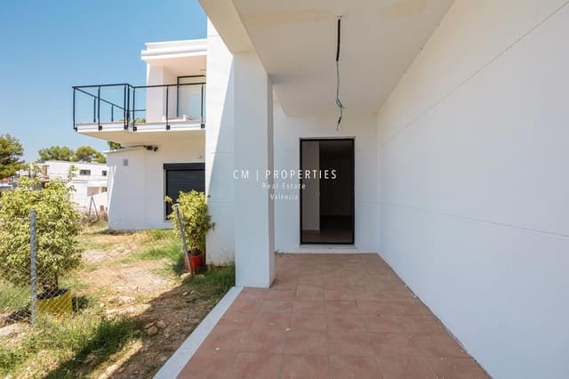 4 soverom Villa til salgs i Chiva med garasje - € 460 000 (Ref: 9126365)