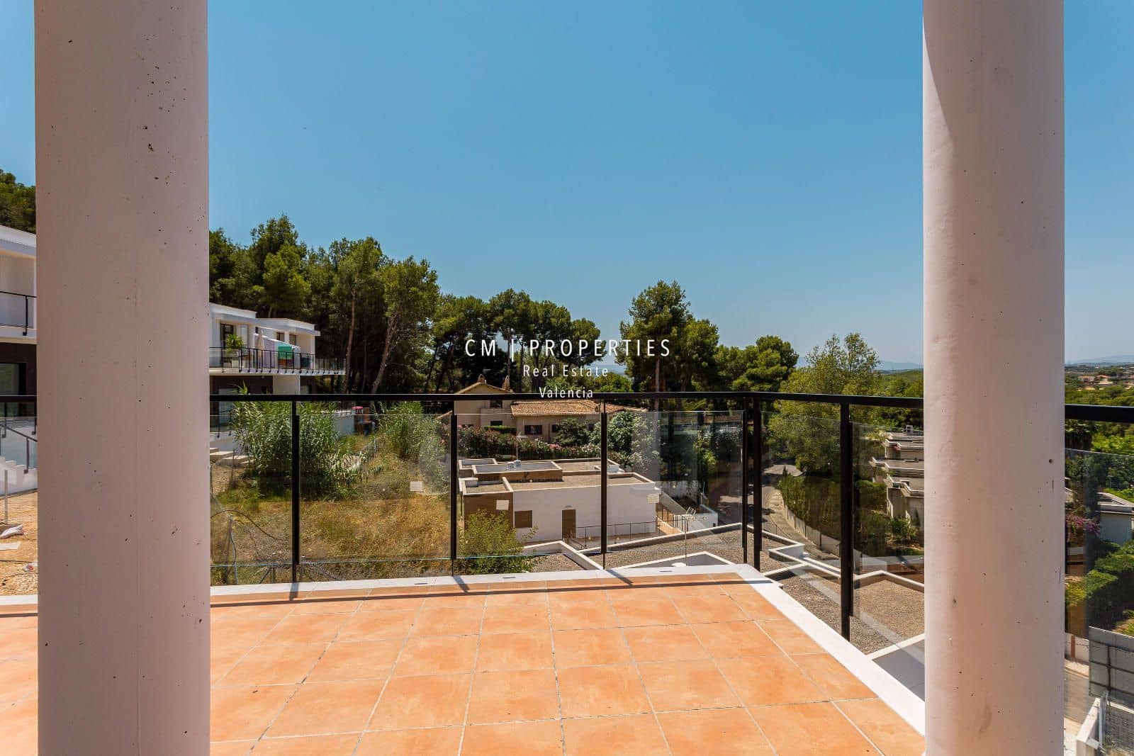 4 soverom Villa til salgs i Chiva med garasje - € 460 000 (Ref: 9126365)