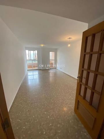 3 soveværelse Lejlighed til leje i La Carrasca, Valencia by med garage - € 1.700 (Ref: 9129247)