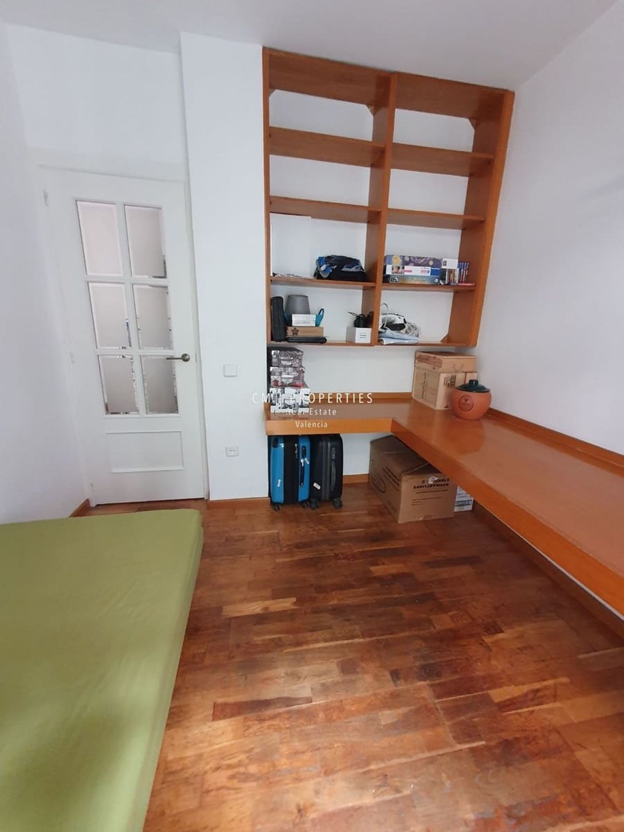 2 bedroom Flat for rent in Valencia city - € 1,375 (Ref: 9138251)