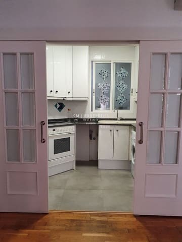 2 bedroom Flat for rent in Valencia city - € 1,375 (Ref: 9138251)