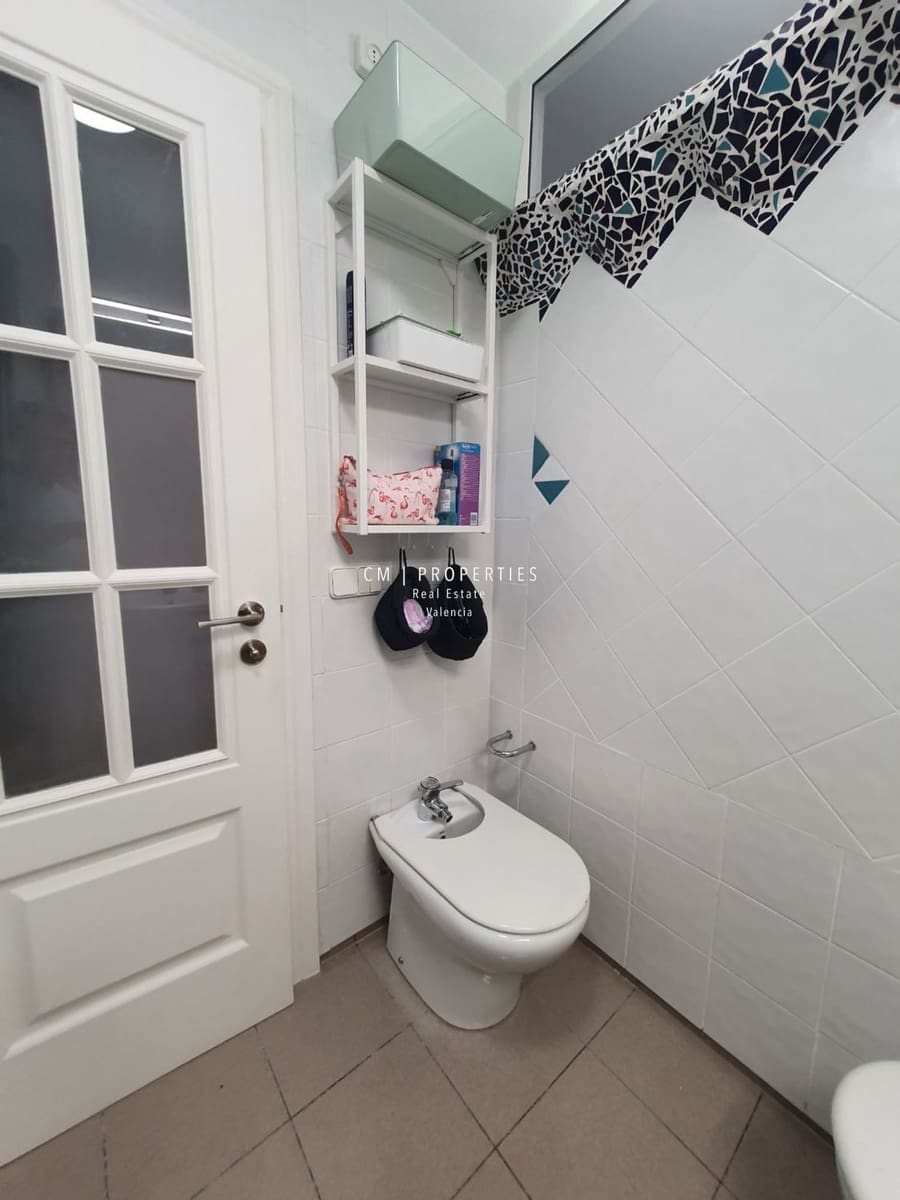 2 bedroom Flat for rent in Valencia city - € 1,375 (Ref: 9138251)