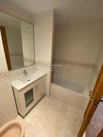 3 soveværelse Lejlighed til leje i La Carrasca, Valencia by med garage - € 1.650 (Ref: 9141901)