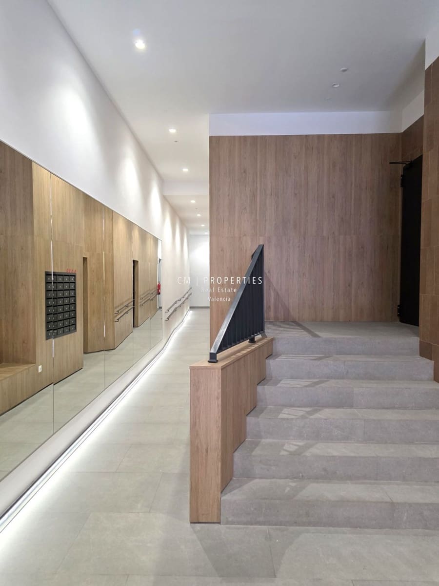 4 sypialnia Mieszkanie do wynajęcia w Miasto Walencja - 1 950 € (Ref: 9142390)