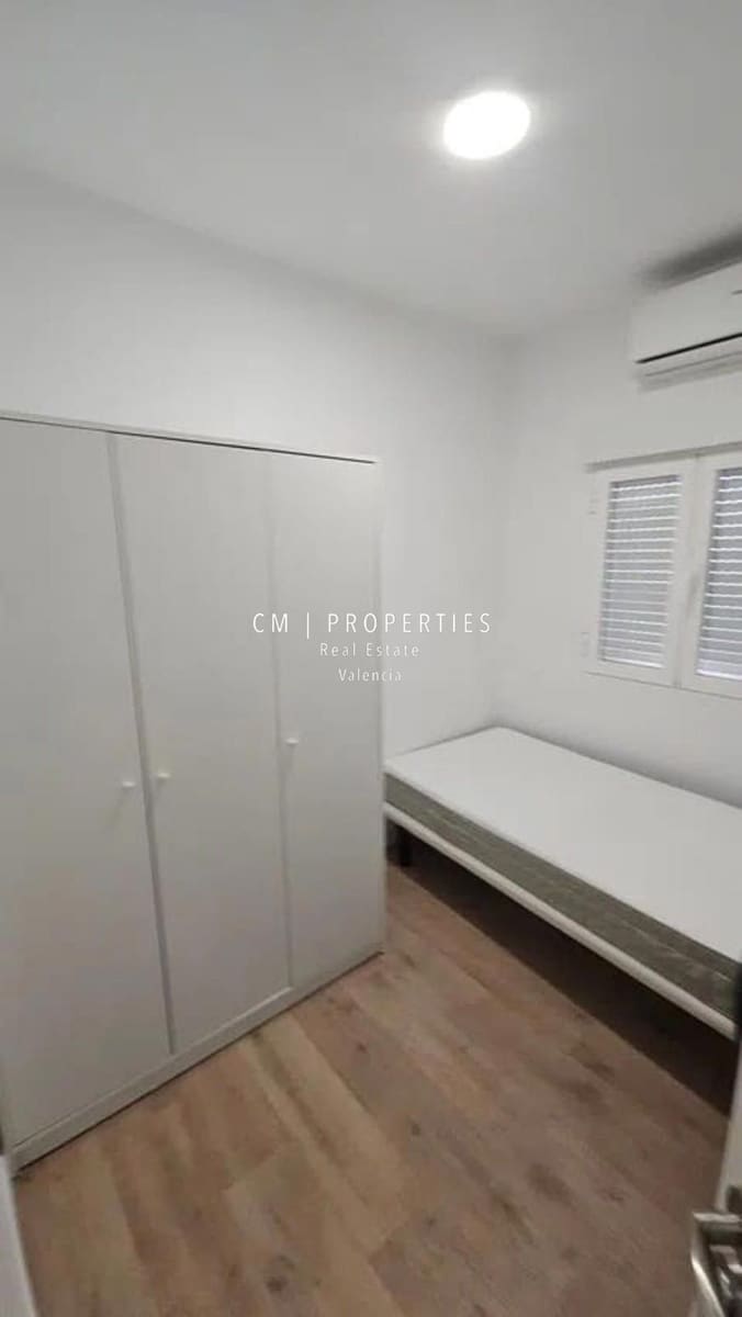 4 camera da letto Appartamento da affittare in Valencia citta - 1.300 € (Rif: 9144992)