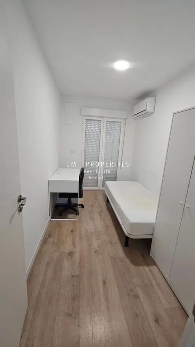 4 camera da letto Appartamento da affittare in Valencia citta - 1.300 € (Rif: 9144992)