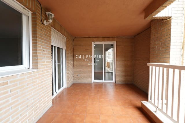 4 soveværelse Lejlighed til leje i Sant Antoni, Valencia by - € 1.400 (Ref: 9146223)