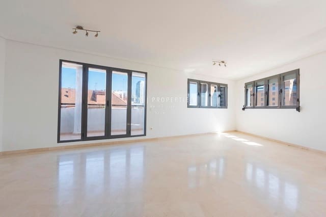 3 soveværelse Penthouse til leje i Albors, Valencia by med swimmingpool garage - € 2.150 (Ref: 9147052)