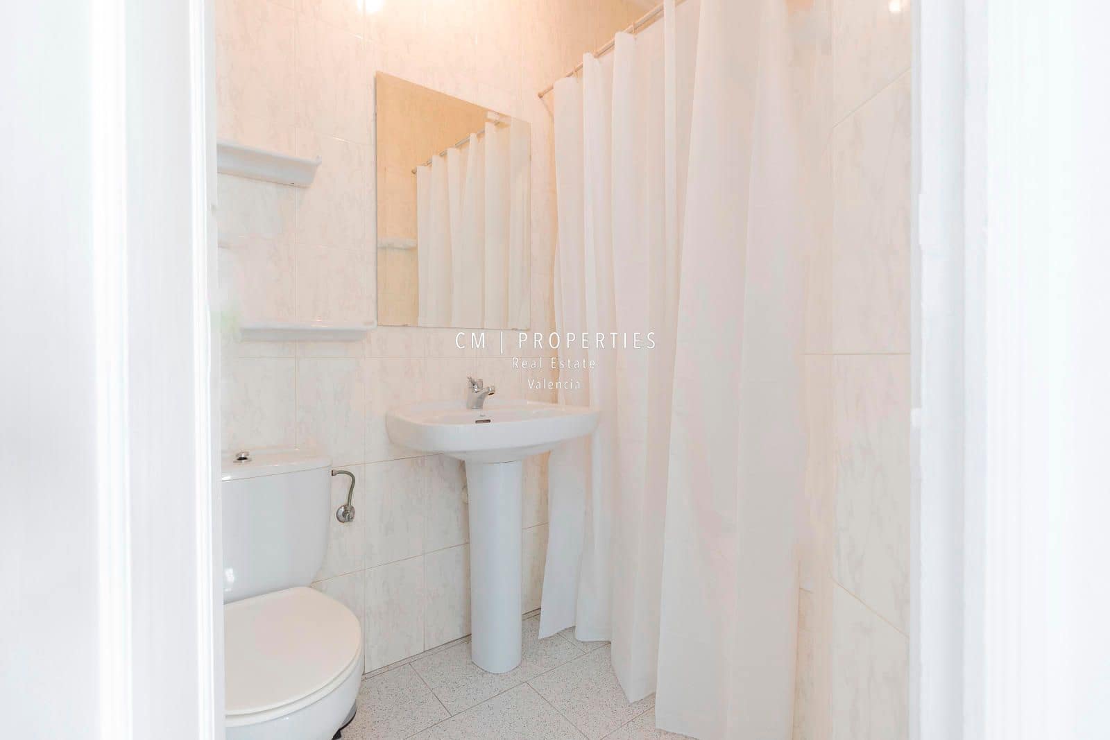 2 quarto Apartamento para arrendar em Valencia cidade - 1 500 € (Ref: 9147982)