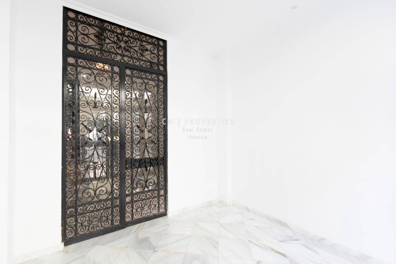 2 quarto Apartamento para arrendar em Valencia cidade - 1 500 € (Ref: 9147982)