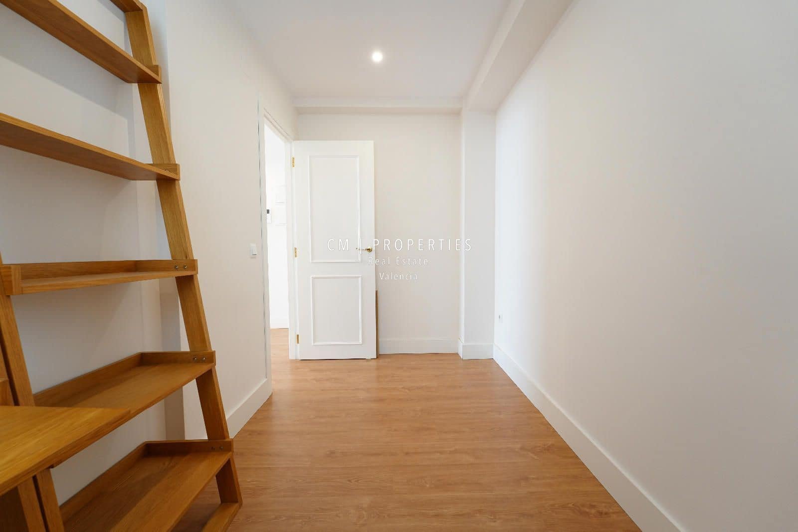 2 soveværelse Lejlighed til leje i Valencia by - € 1.350 (Ref: 9153460)