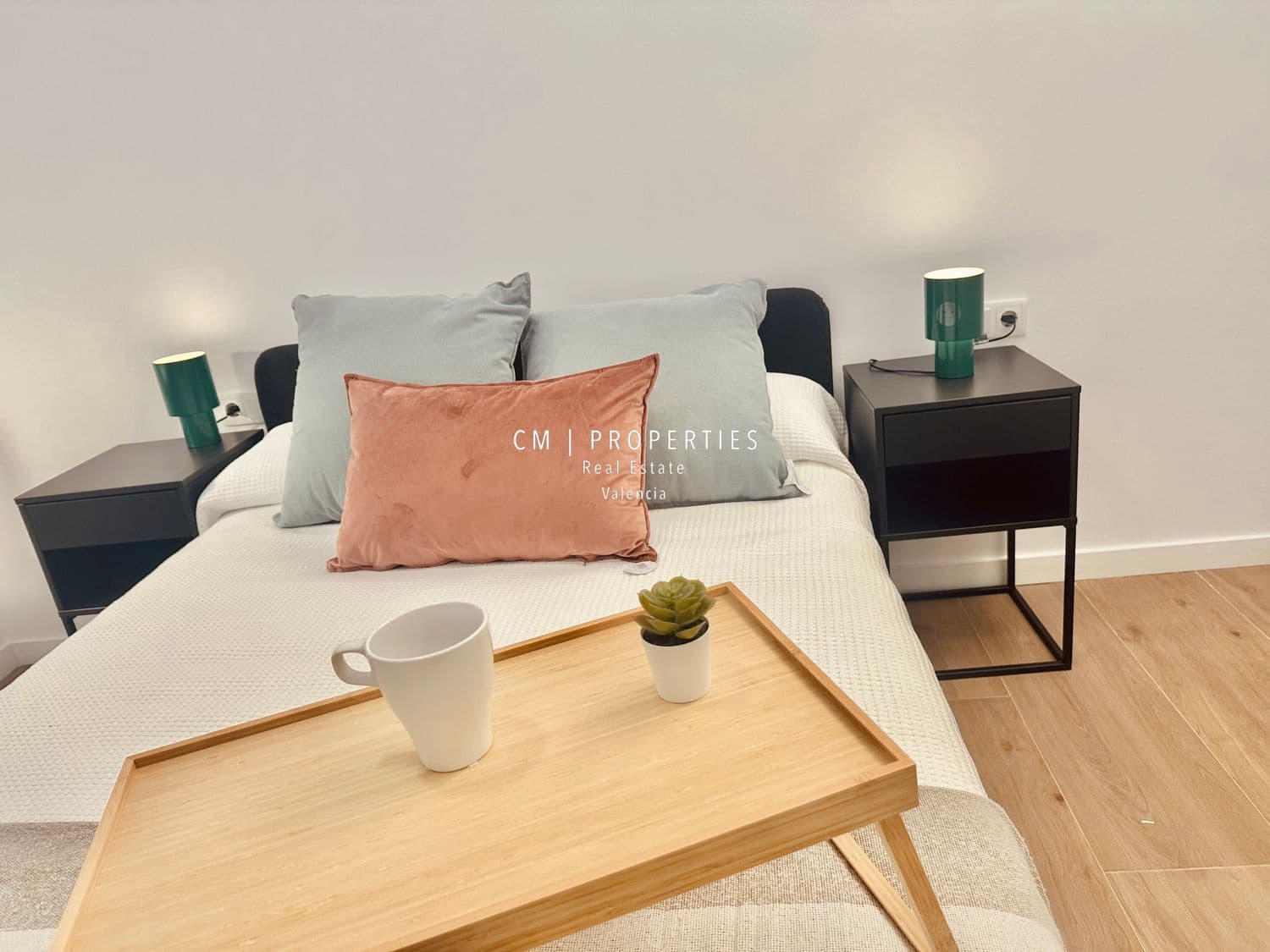 Piso de 3 habitaciones en València ciudad en alquiler - 2.100 € (Ref: 9158046)