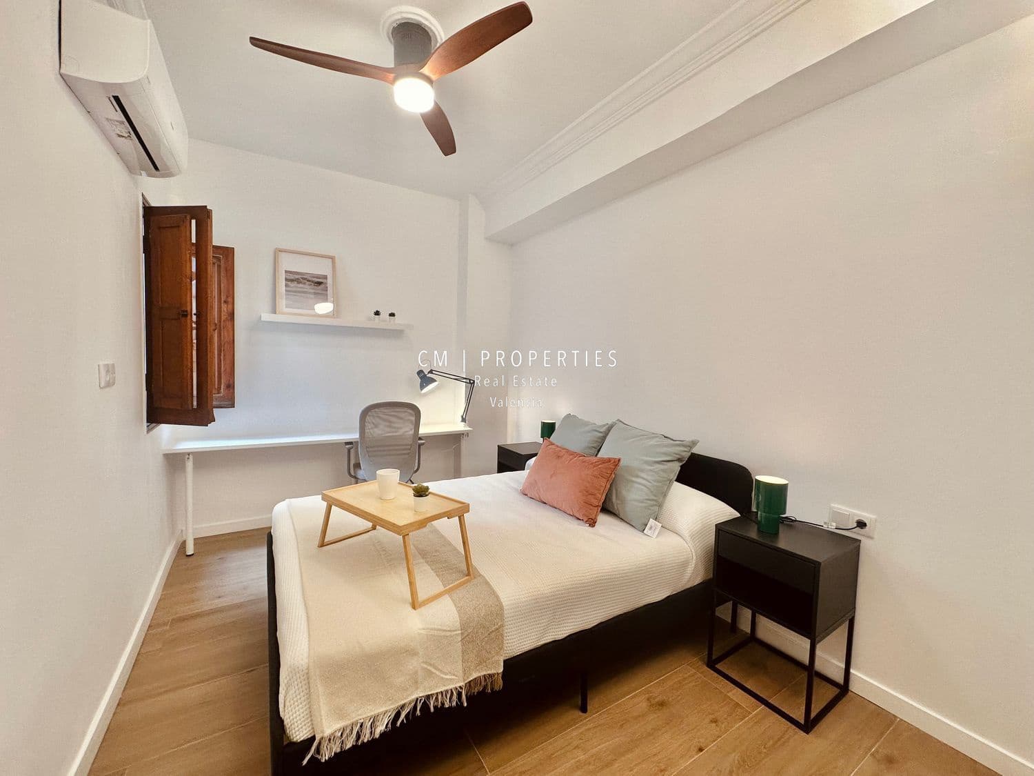 Piso de 3 habitaciones en València ciudad en alquiler - 2.100 € (Ref: 9158046)