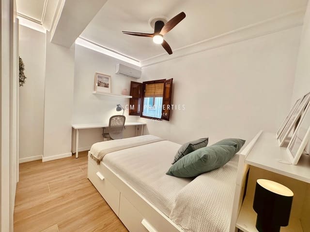 3 sovrum Lägenhet att hyra i Valencia stad - 2 100 € (Ref: 9158046)