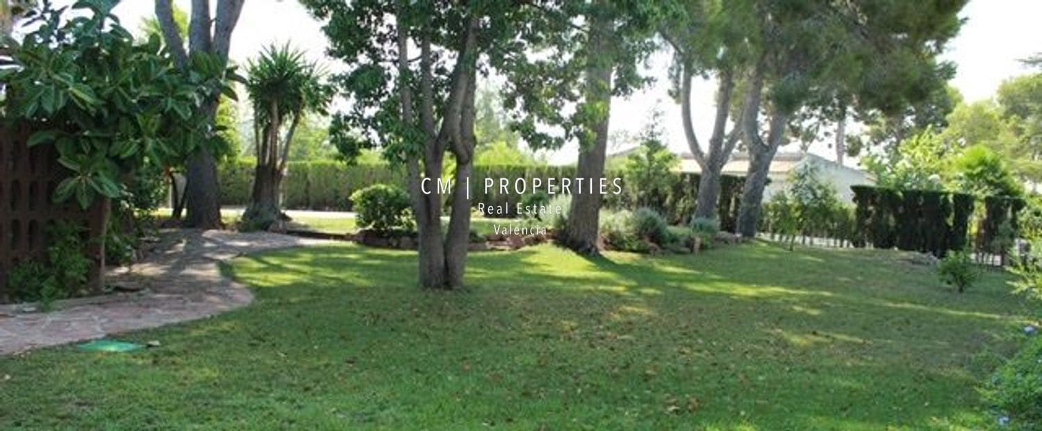 6 sypialnia Willa do wynajęcia w Paterna z basenem garażem - 3 500 € (Ref: 9158397)