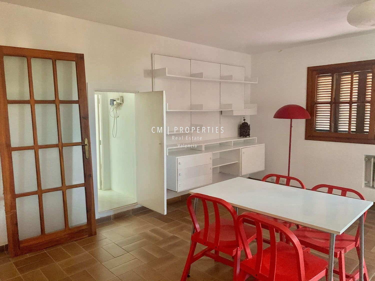 6 sypialnia Willa do wynajęcia w Paterna z basenem garażem - 3 500 € (Ref: 9158397)