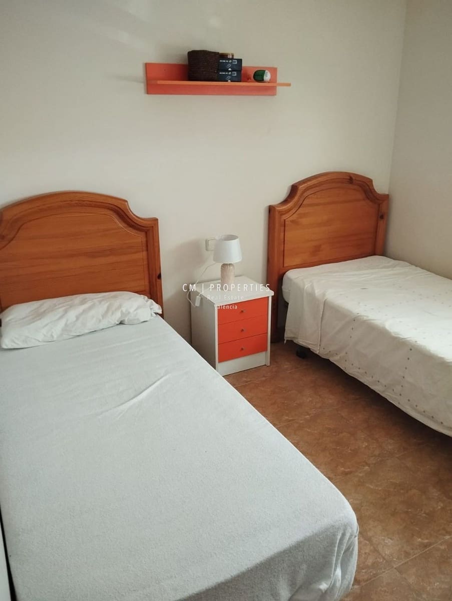 3 soveværelse Penthouse til leje i Sagunto / Sagunt med swimmingpool garage - € 1.100 (Ref: 9161557)