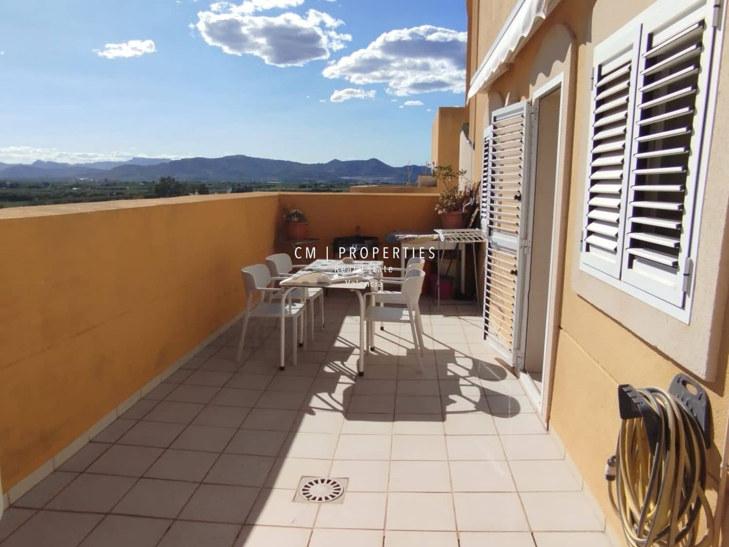 3 soveværelse Penthouse til leje i Sagunto / Sagunt med swimmingpool garage - € 1.100 (Ref: 9161557)