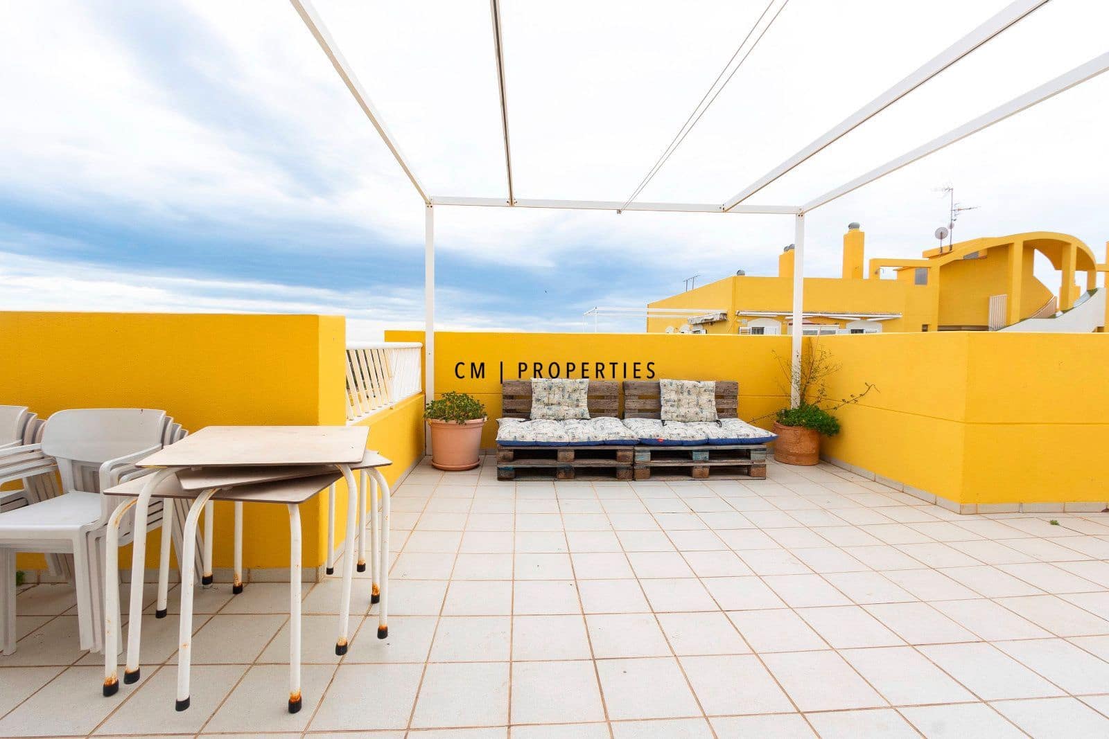 3 Zimmer Penthouse zu vermieten in Sagunto / Sagunt mit Pool Garage - 1.300 € (Ref: 9161557)