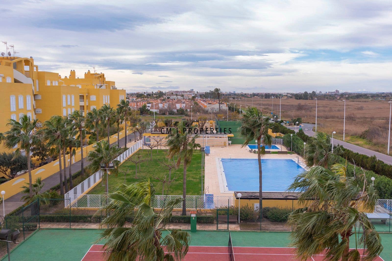 3 Zimmer Penthouse zu vermieten in Sagunto / Sagunt mit Pool Garage - 1.300 € (Ref: 9161557)