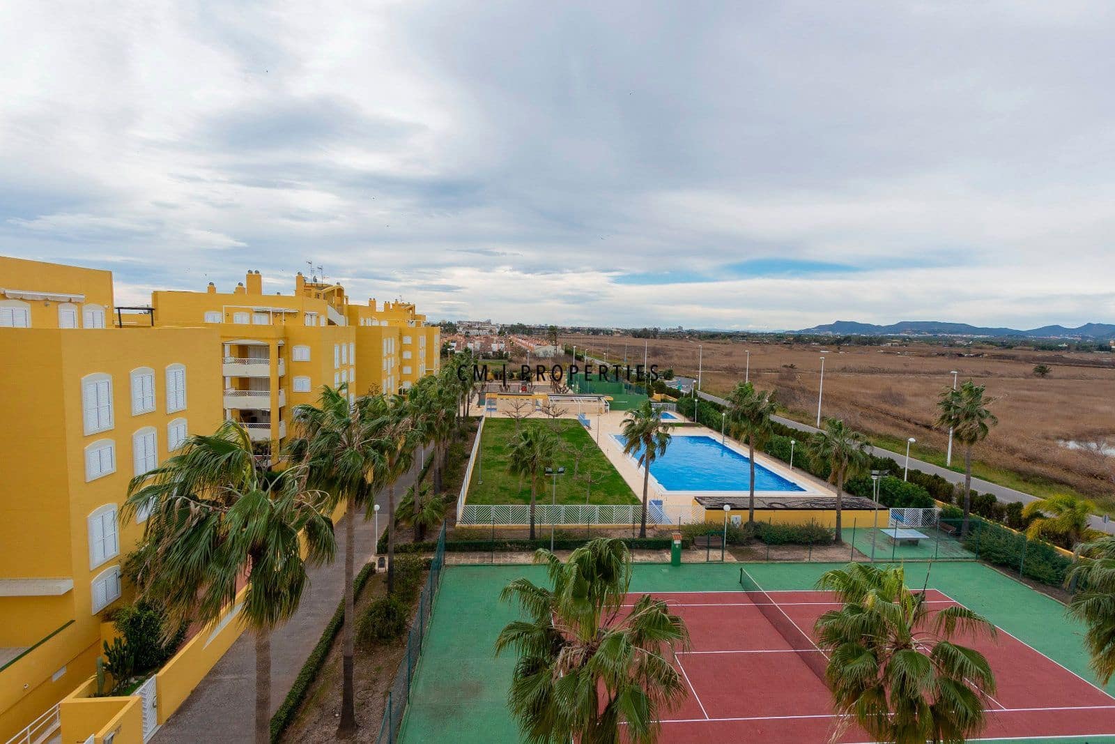 3 Zimmer Penthouse zu vermieten in Sagunto / Sagunt mit Pool Garage - 1.300 € (Ref: 9161557)