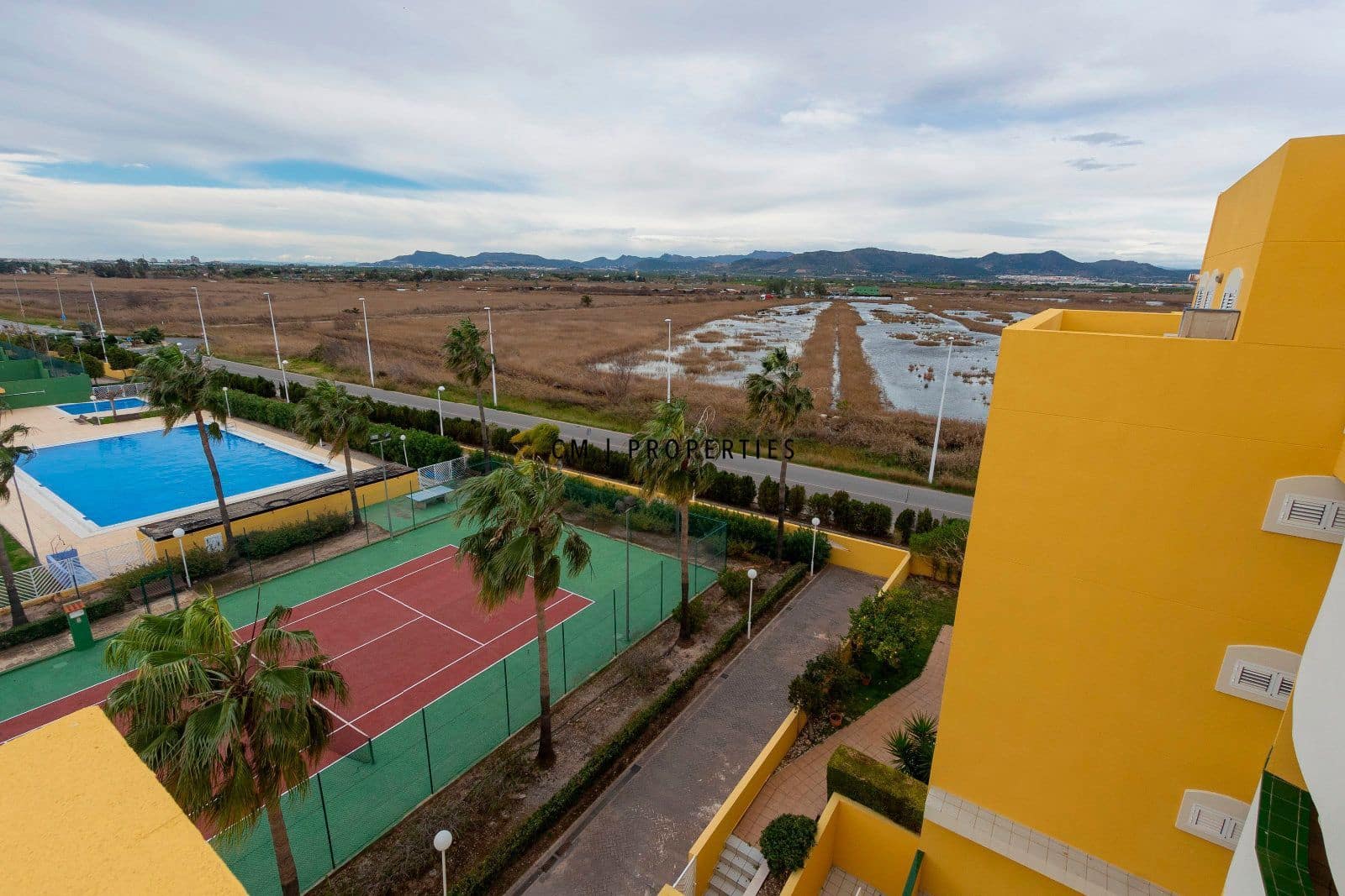 3 Zimmer Penthouse zu vermieten in Sagunto / Sagunt mit Pool Garage - 1.300 € (Ref: 9161557)