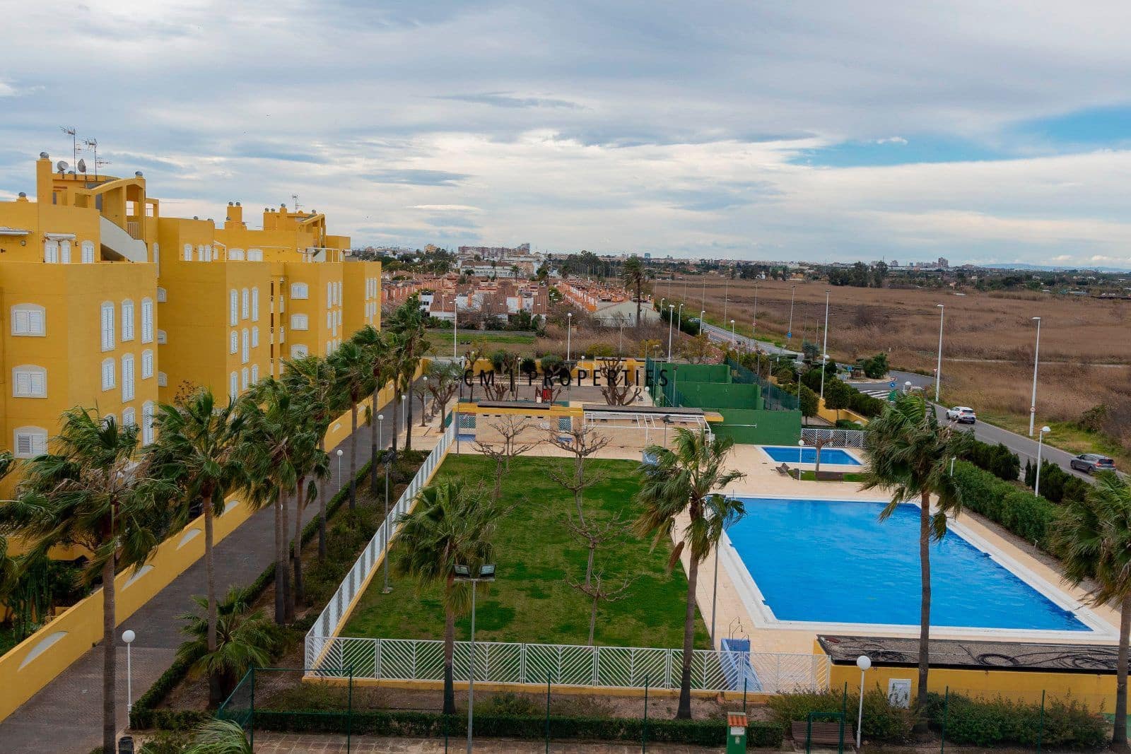 3 Zimmer Penthouse zu vermieten in Sagunto / Sagunt mit Pool Garage - 1.300 € (Ref: 9161557)
