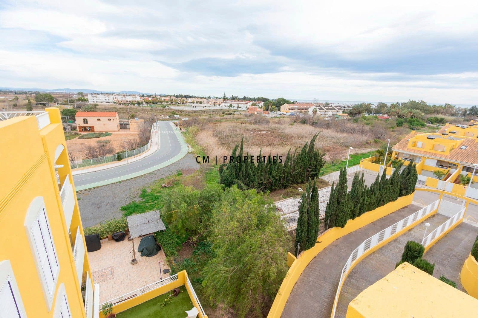 3 Zimmer Penthouse zu vermieten in Sagunto / Sagunt mit Pool Garage - 1.300 € (Ref: 9161557)