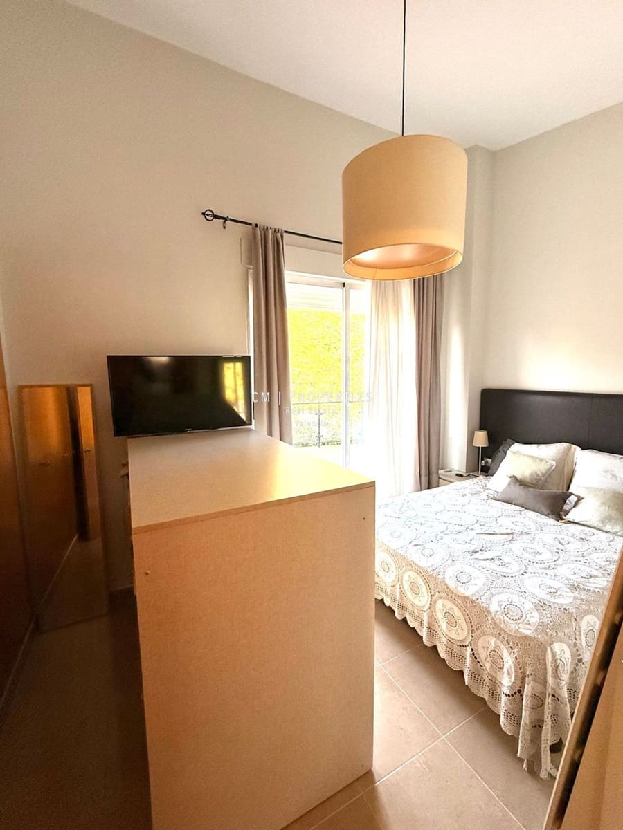 3 Zimmer Villa zu verkaufen in La Pobla de Vallbona mit Pool Garage - 700.000 € (Ref: 9170717)