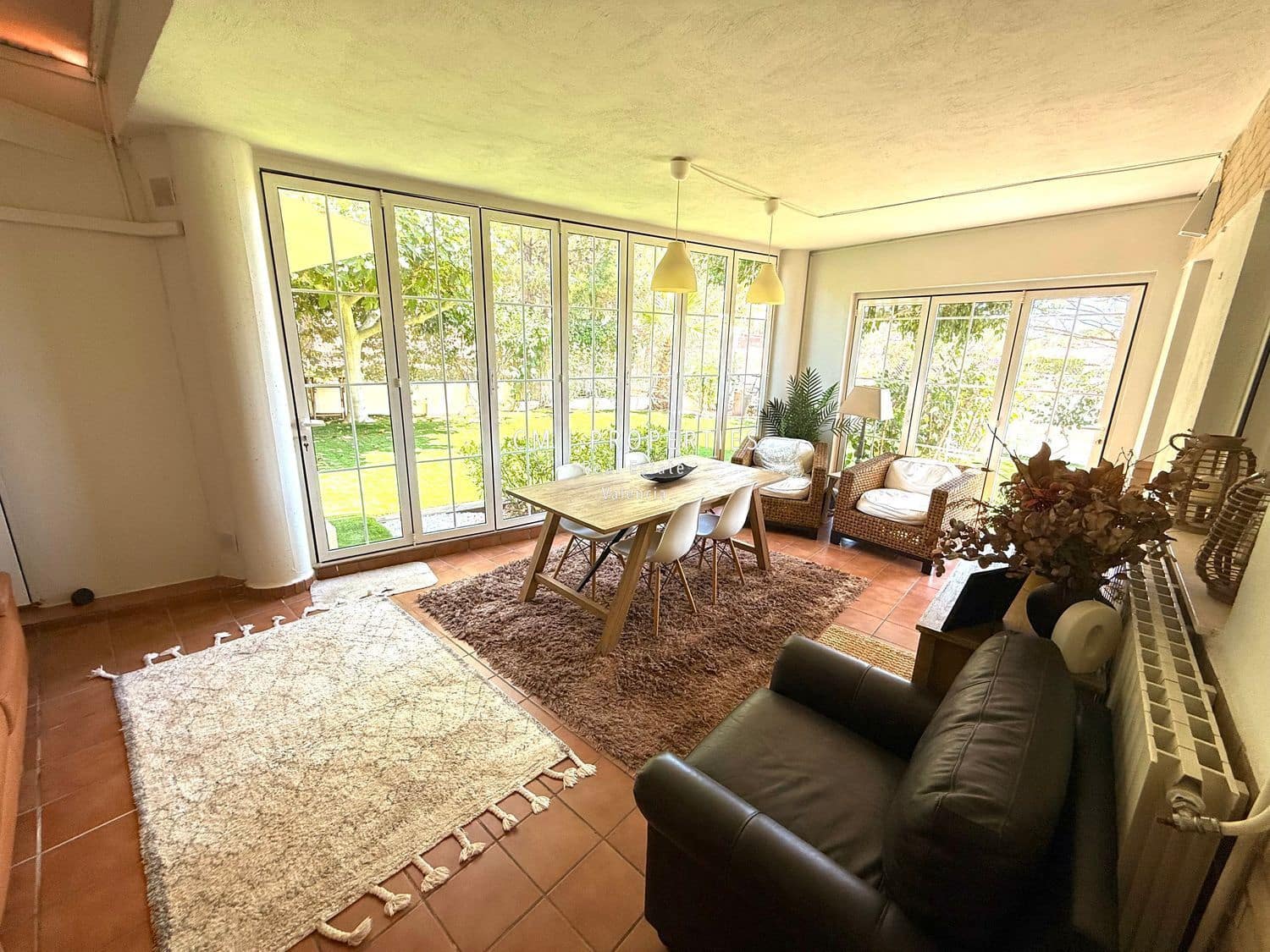 3 Zimmer Villa zu verkaufen in La Pobla de Vallbona mit Pool Garage - 700.000 € (Ref: 9170717)