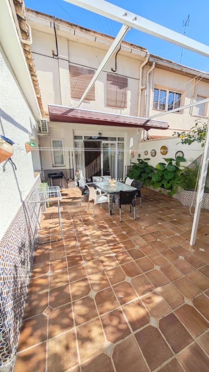 5 soveværelse Penthouse til leje i Valencia by - € 3.000 (Ref: 9175685)