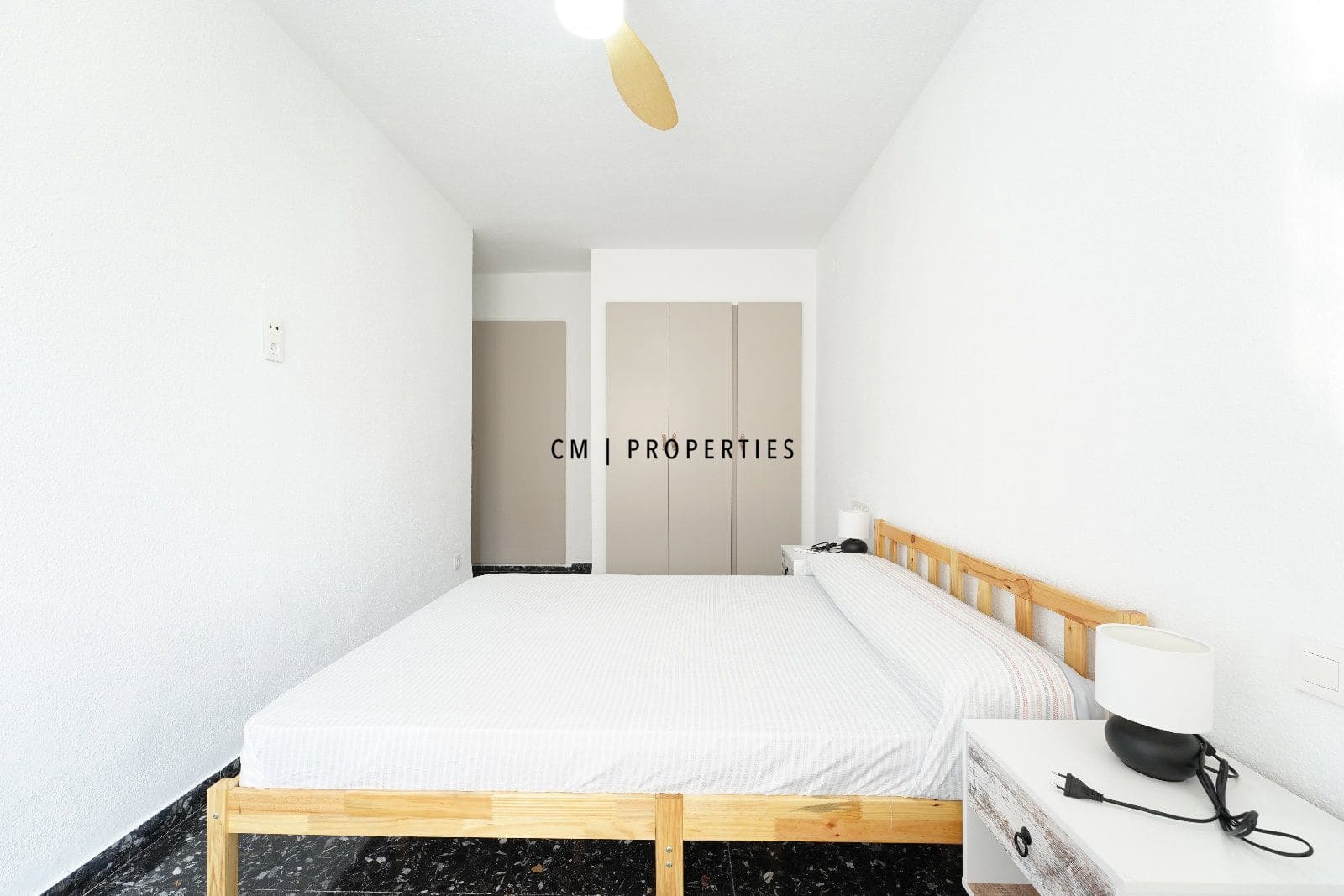 4 soveværelse Lejlighed til leje i Valencia by - € 2.000 (Ref: 9175686)