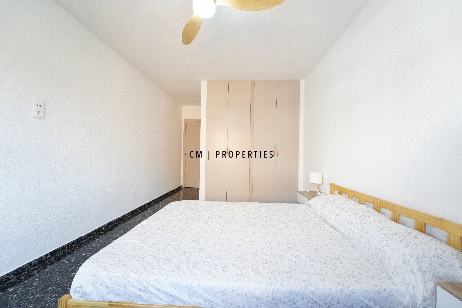 4 soveværelse Lejlighed til leje i Valencia by - € 2.000 (Ref: 9175686)