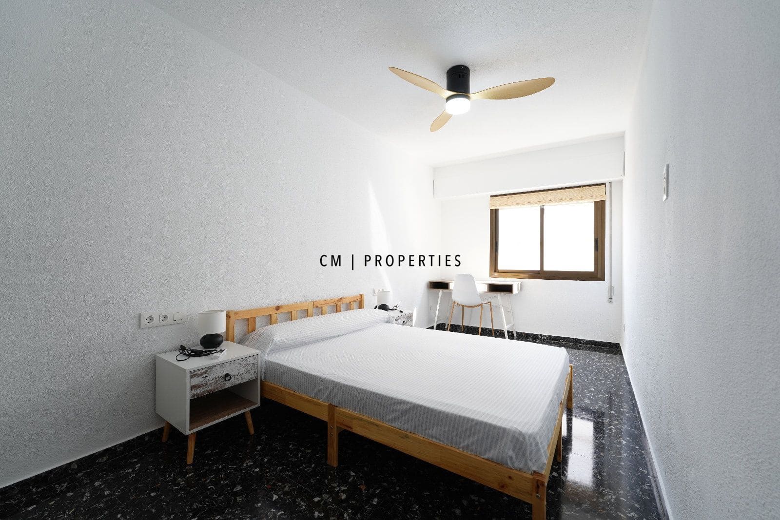 4 soveværelse Lejlighed til leje i Valencia by - € 2.000 (Ref: 9175686)