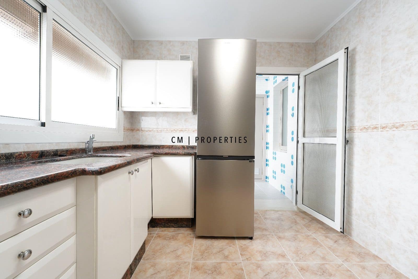 4 soveværelse Lejlighed til leje i Valencia by - € 2.000 (Ref: 9175686)